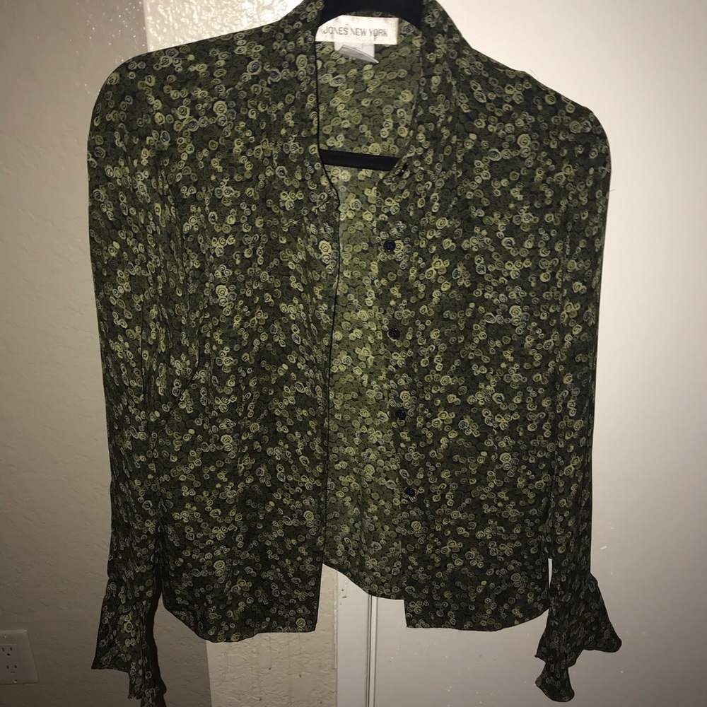Jones New York 💯 % Silk Blouse